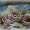 Espaguetis disfrazados de salchichas