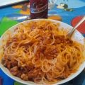 Espaguetis con carne picada, fácil y rápido.