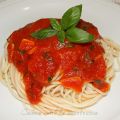 Espaguetis con tomate, ajo y albahaca...o de[...]