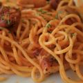 Espaguetis al curri con sobrasada menorquina