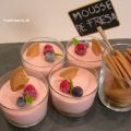Mousse de fresas y yogur griego con galletas[...]