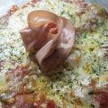 Pizza con mortadela italiana