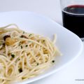 Espaguetis con ajo y aceite
