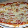 Pizza de butifarra y rossinyols - (rebozuelos)