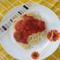 Espaguetis con albondigas