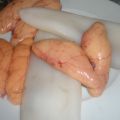Calamares rellenos de huevas con salsa al[...]
