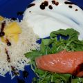 Ensalada de arroz con salmón y piña