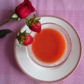 Sopa fría de fresas y tomates