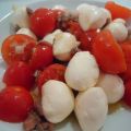 Ensalada de tomate y mozarella con vinagreta de[...]
