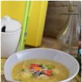 Sopa de verduras Thai con fideos de arroz