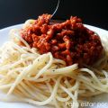 Espaguetis con tomate y carne picada: los de[...]