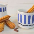 CHURROS CON CHOCOLATE (Cuisine Companion)