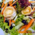 Ensalada de lechuga con queso de cabra y[...]