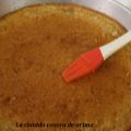 Tarta de yogur griego y mermelada de naranja