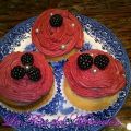 CUPCAKES DE VAINILLA Y MORA CON BUTTERCREAM DE[...]