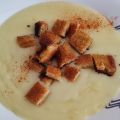 Crema suave de patata con picatostes