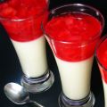 Copa de orujo y fresas