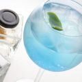 Gin tonic azul (con alcohol)