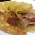 TOSTA DE SECRETO Y JAMÓN IBÉRICOS