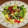 ENSALADA TEMPLADA DE FRUTOS SECOS Y MANZANA