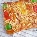 Coca de Sant Joan con fruta confitada y[...]