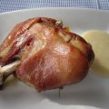 CODILLO DE CERDO CON PURE CREMOSO DE PATATA