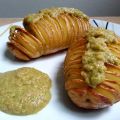 Recetas: Patatas hasselback con salsa veraniega