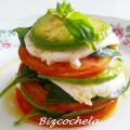 ENSALADA CAPRESSE CON AGUACATE
