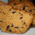 PAN DE TOMATE, QUESO Y ACEITUNAS NEGRAS