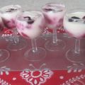CEREZAS CARAMELIZADAS CON YOGUR Y NATA