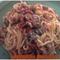 Espaguetis con Carne Picada y Pesto de Albahaca[...]