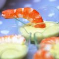 langostinos sobre mousse de aguacates