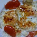 los clásicos huevos fritos con un pequeño toque