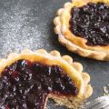 Tartaletas de moras y crema de queso