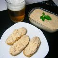Paté de salmón y pepinillos