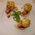 BOLITAS DE QUESO CON FRUTO SECOS ,CEBOLLA FRITA[...]