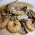 RAPE CON CHAMPIÑONES Y GAMBAS