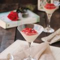 Panna cotta con fresas para celebrar Sant Jordi