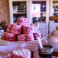 Strtawberry Lamingtons for lovers
