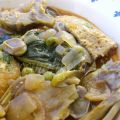guiso de alcachofas con tortilla