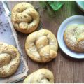 Pretzels de pan blando {Bake The World}