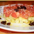 Timbal de patatas asadas, tomate con atún y[...]