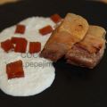 PANZETA IBÉRICA CON ESPUMA DE AJO Y MEMBRILLO