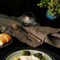 Salteado de brócoli con cebolla caramelizada y[...]