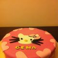 TARTA FONDANT HELLO KITTY