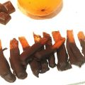 Naranja confitada bañada en chocolate