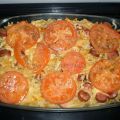 MACARRONES CON SALCHICHAS Y TOMATE