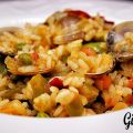 Arroz con verduras y almejas