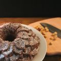 Bundt cake de peras, yogur griego y avellanas.[...]