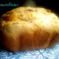 PAN DE MOLDE  CON PANCETA  ,PARMESANO Y SALVIA